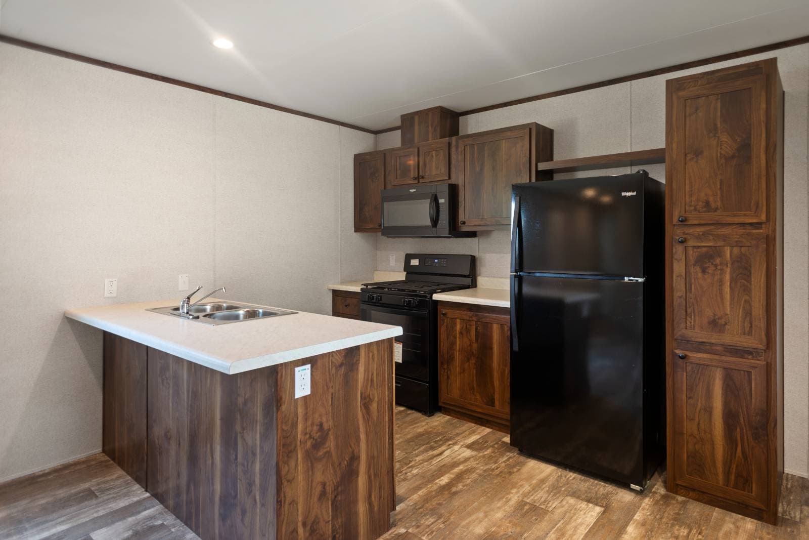 Manufactured home in Iowa City, IA 52240