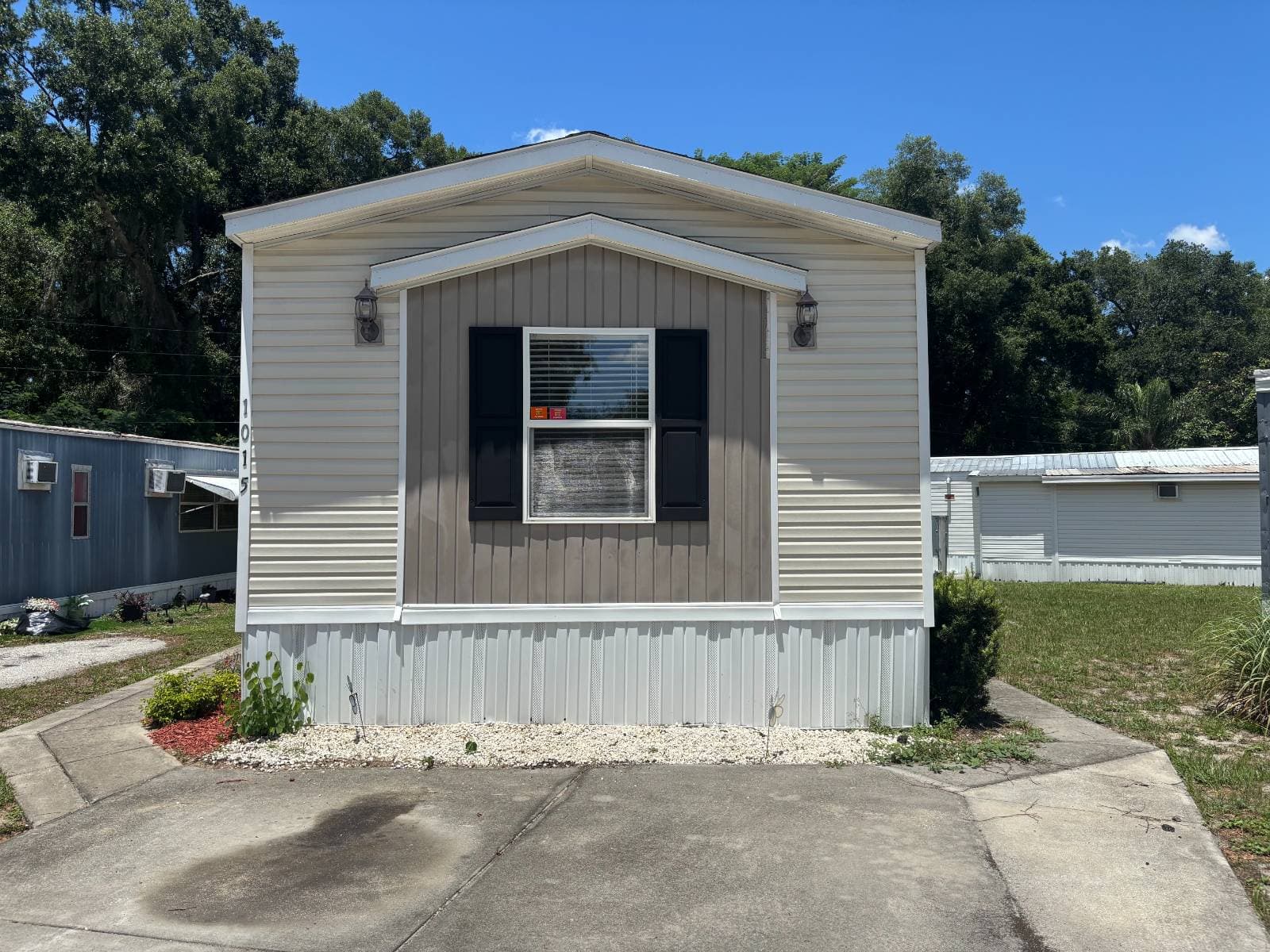 Manufactured home in Apopka, FL 32703