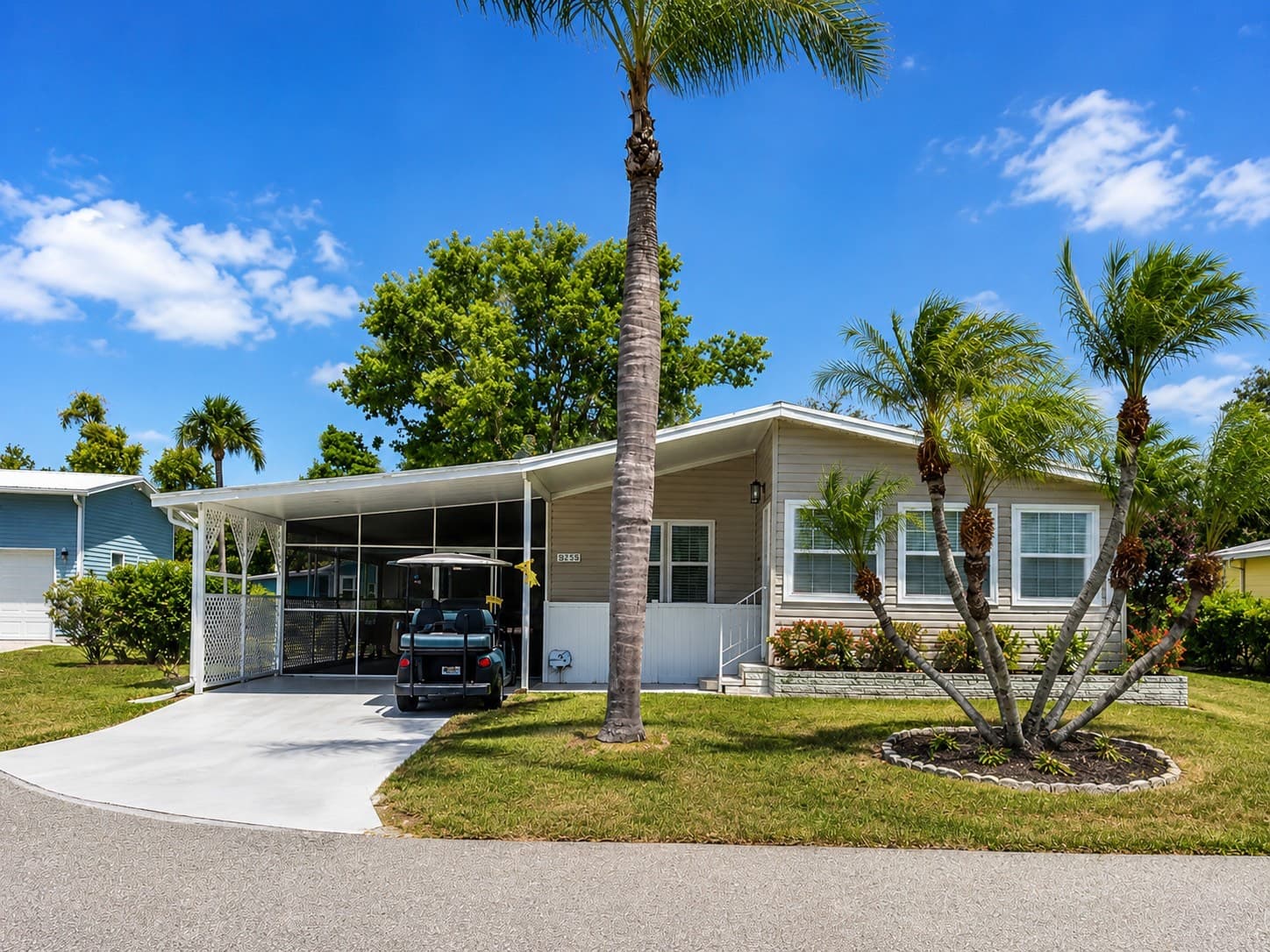Manufactured home in Sarasota, FL 34241