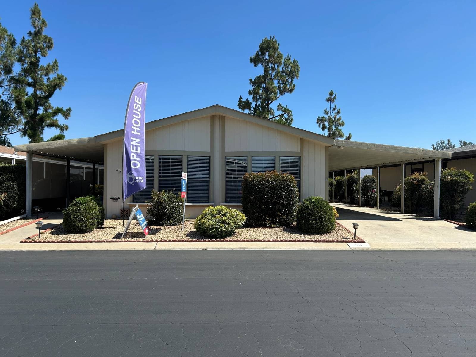Manufactured home in Hemet, CA 92545