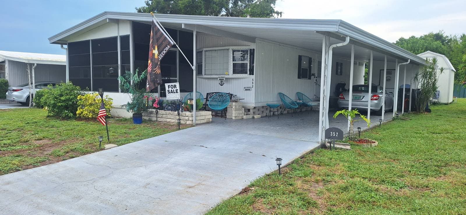 Manufactured home in Ellenton, FL 34222