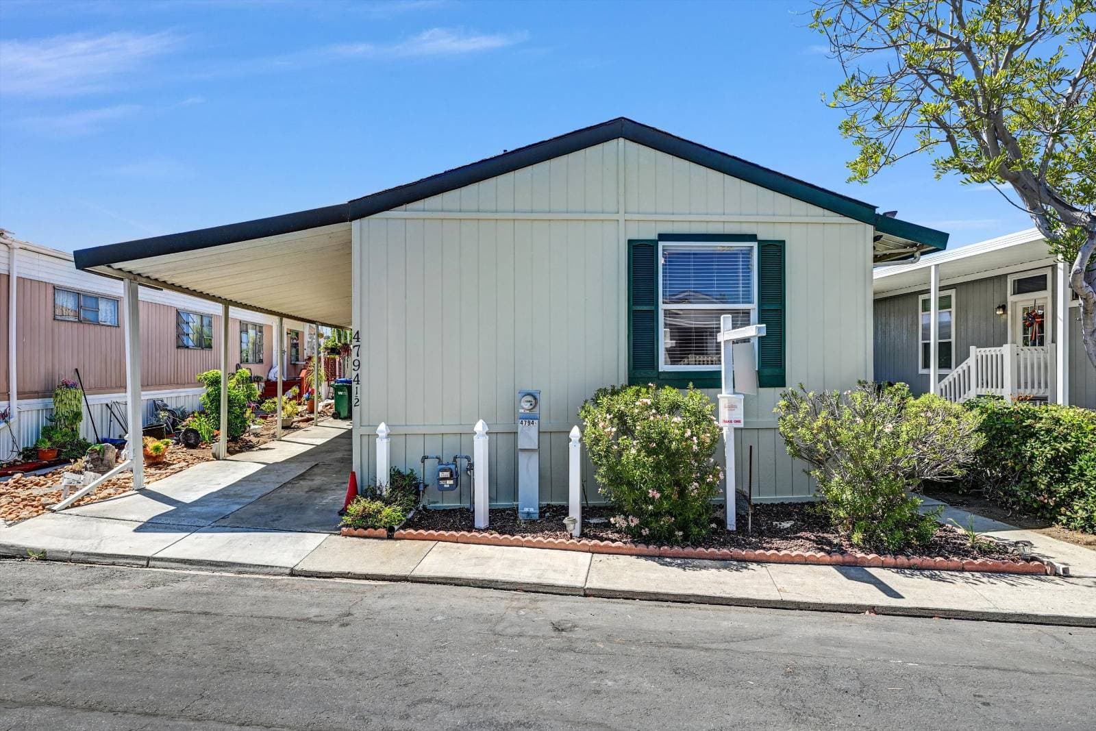 Manufactured home in San Diego, CA 92120