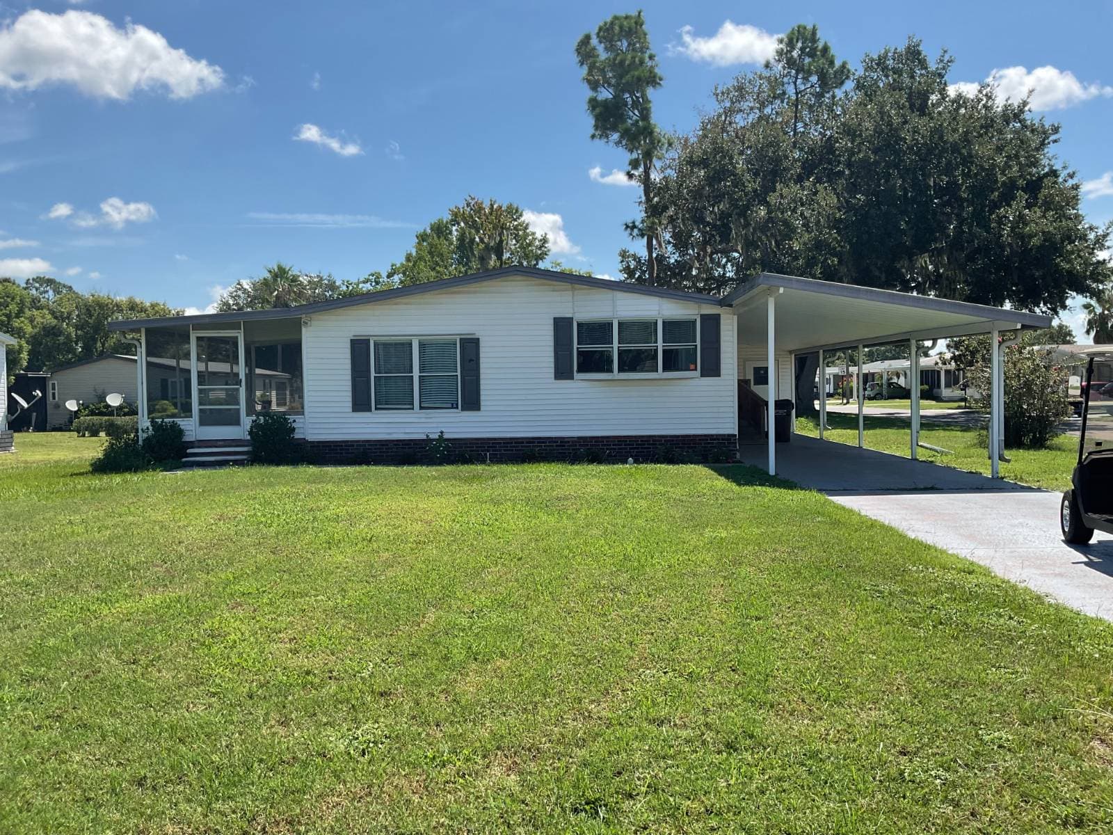 Manufactured home in WINTER HAVEN, FL 33880