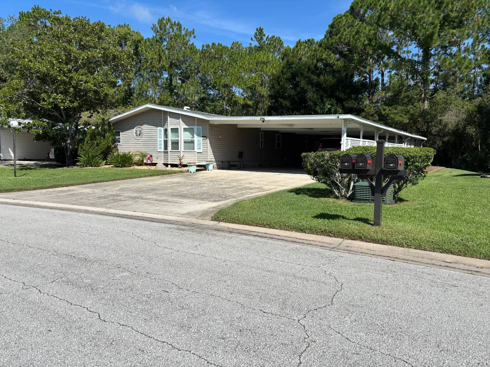 Manufactured home in Ormond Beach, FL 32174
