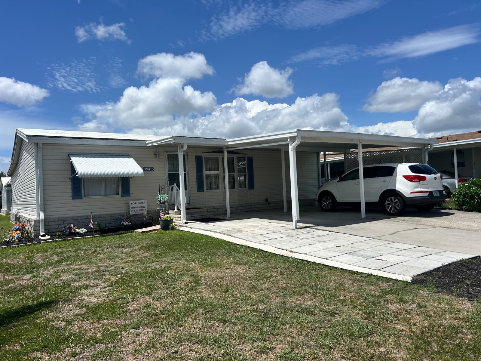 Manufactured home in Zephyrhills, FL 33542