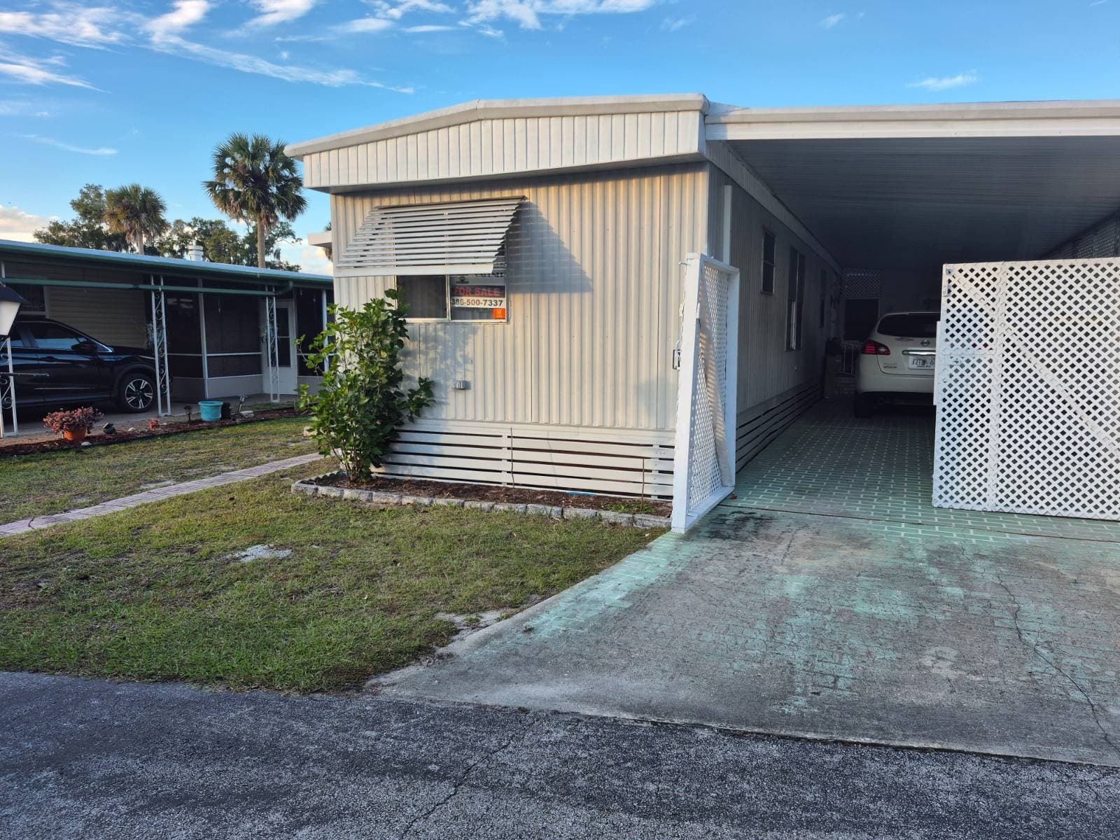 Manufactured home in Orange City, FL 32763