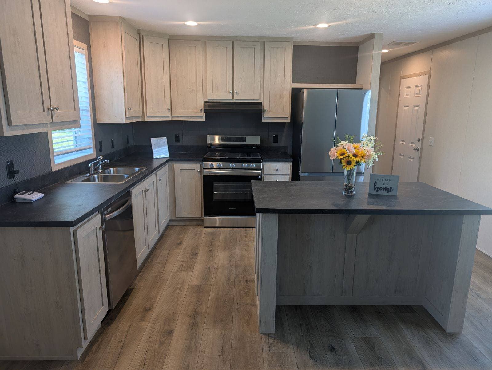 Manufactured home in Springfield, IL 62702