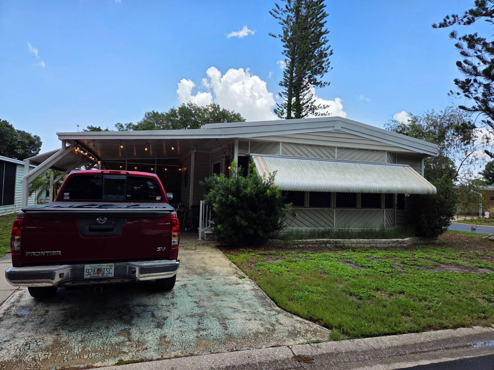 Manufactured home in Largo, FL 33771