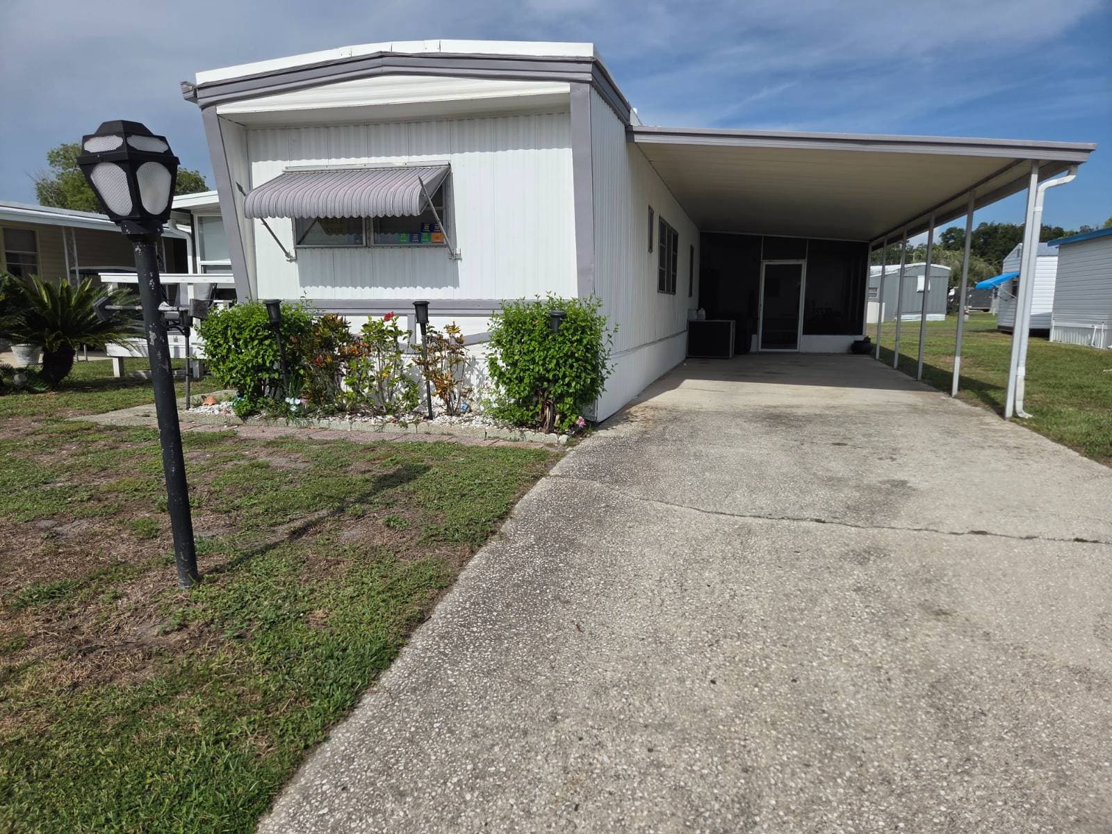 Manufactured home in Ruskin, FL 33570