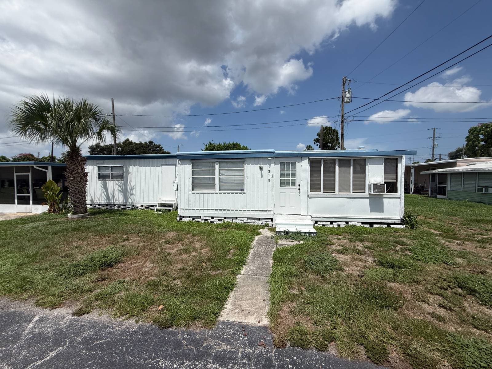 Manufactured home in Clearwater, FL 33765