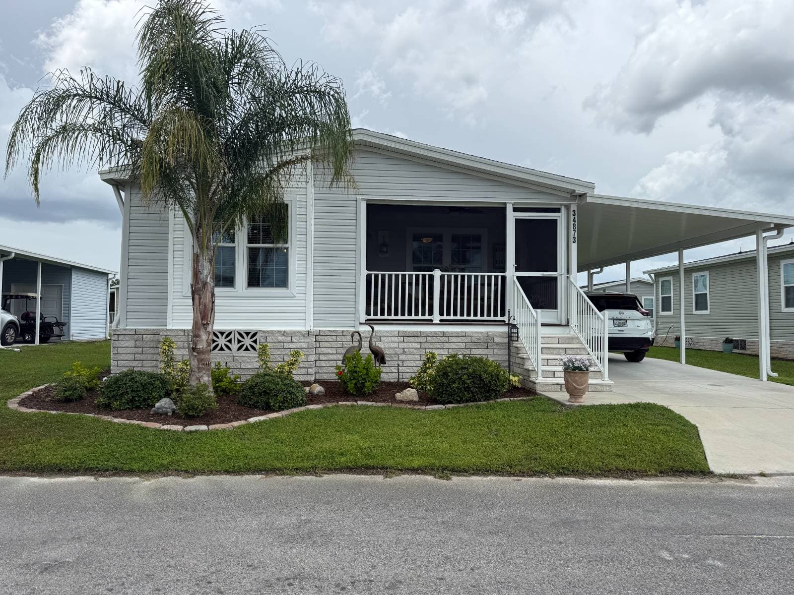 Manufactured home in Zephyrhills, FL 33541