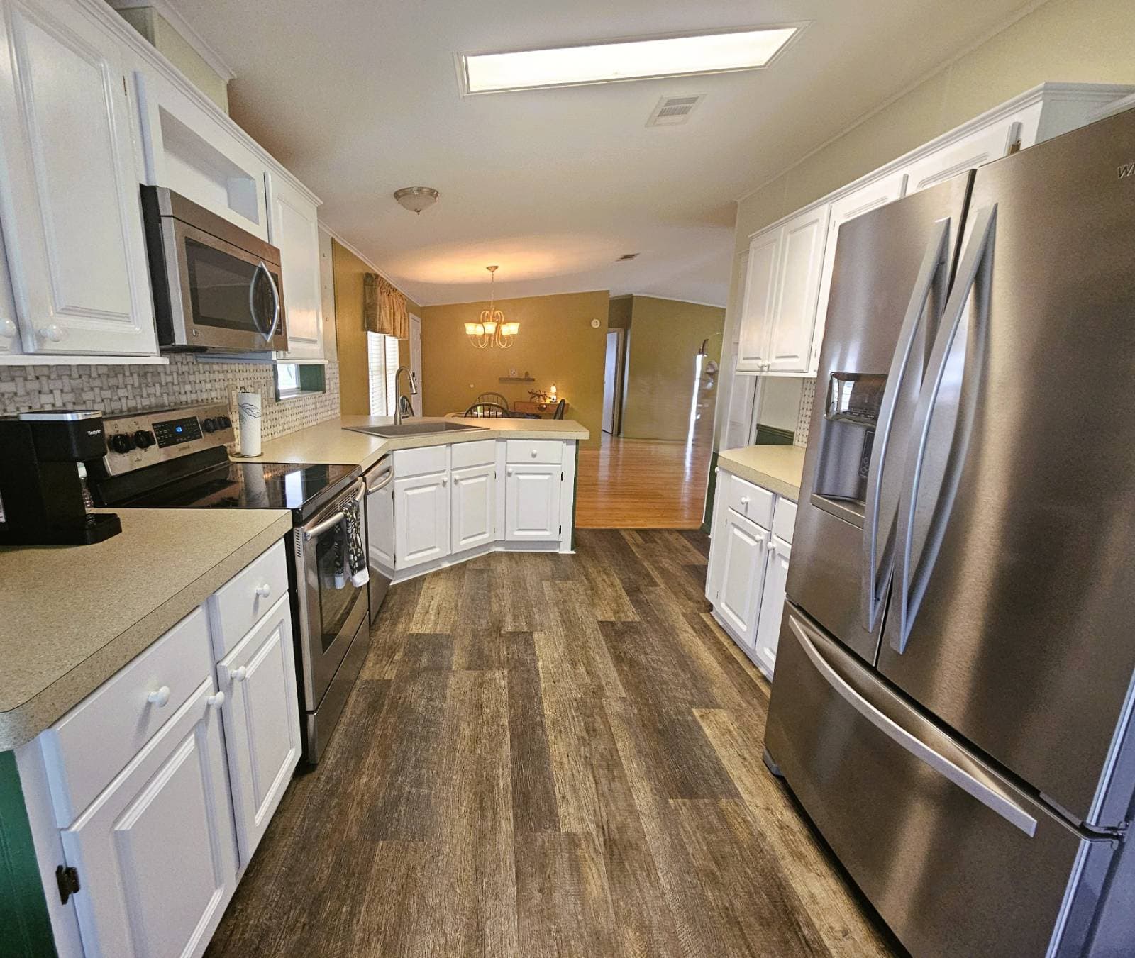 Manufactured home in Lakeland, FL 33810