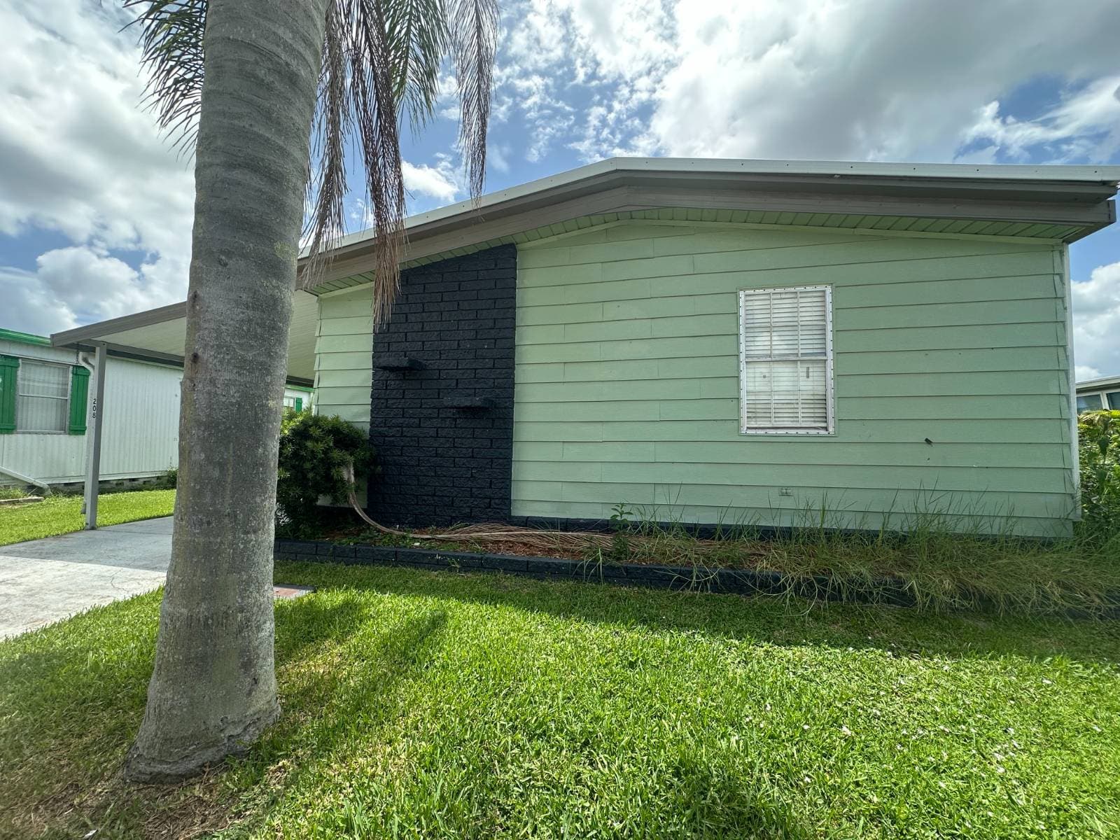 Manufactured home in Vero Beach, FL 32966