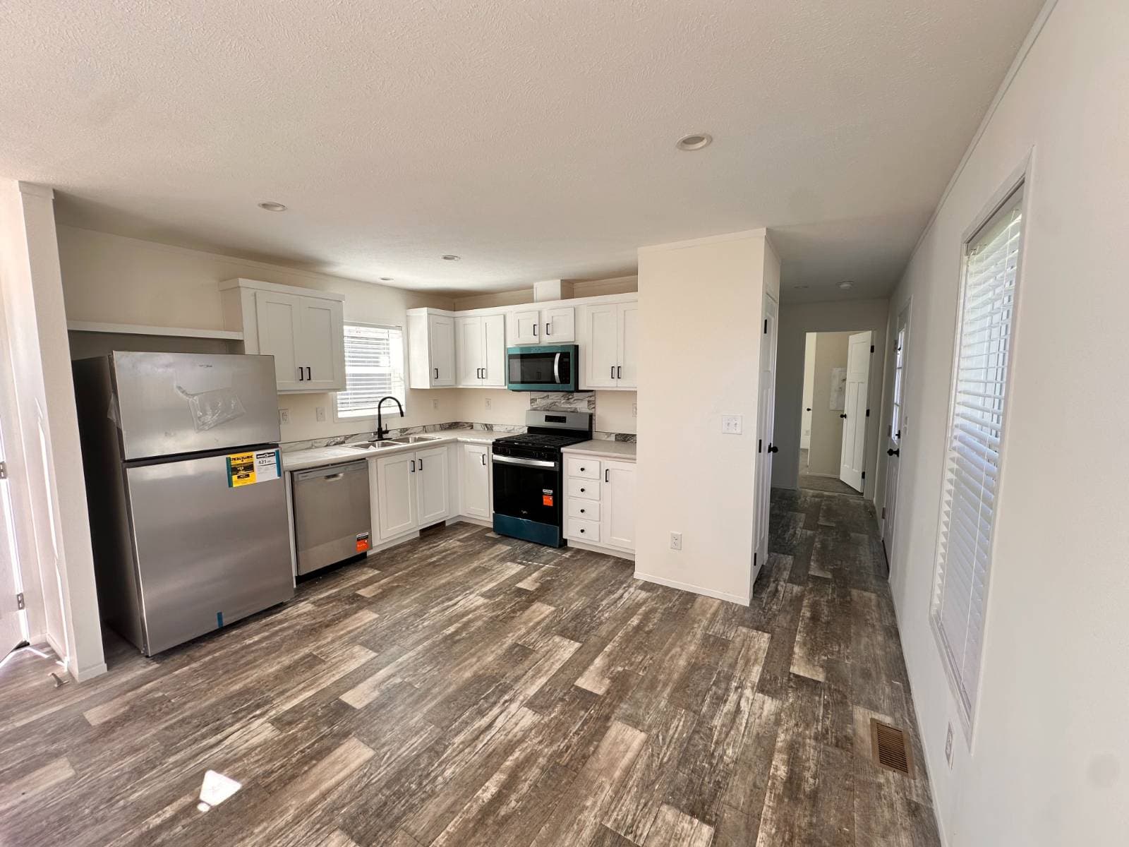 Manufactured home in Utica, NY 13502