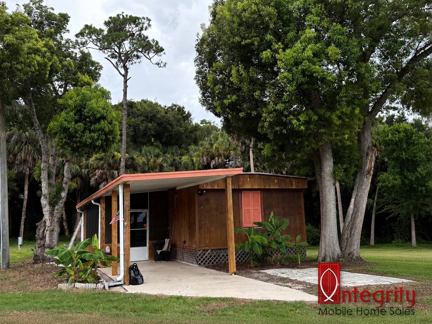 Manufactured home in Port Orange, FL 32127