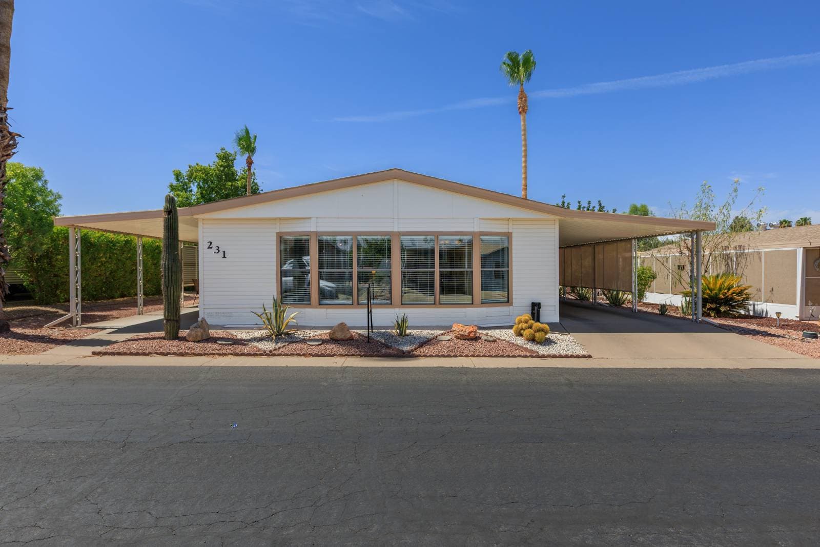 Manufactured home in Mesa, AZ 85215