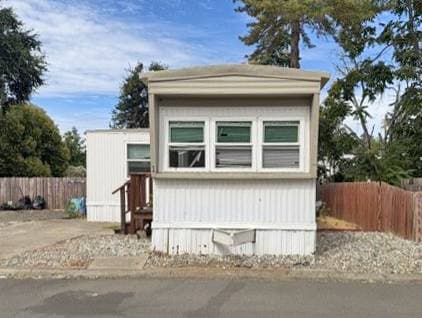 Manufactured home in Lucerne, CA 95458