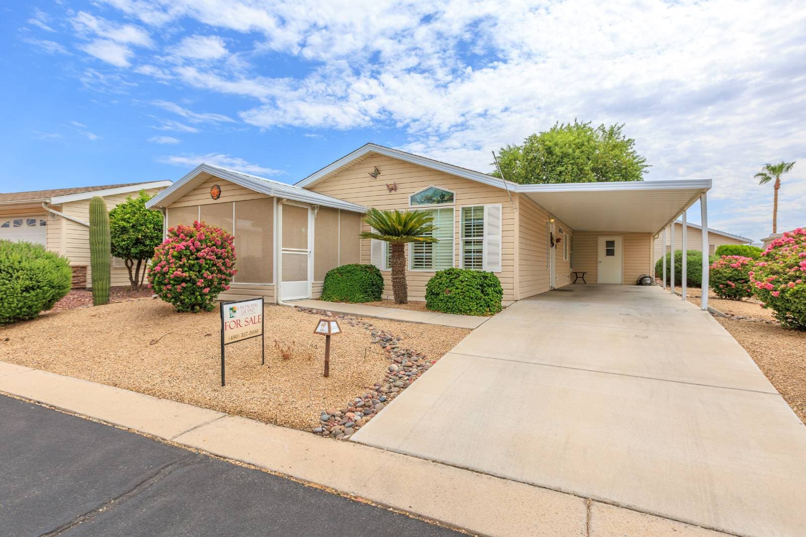 Manufactured home in Mesa, AZ 85209