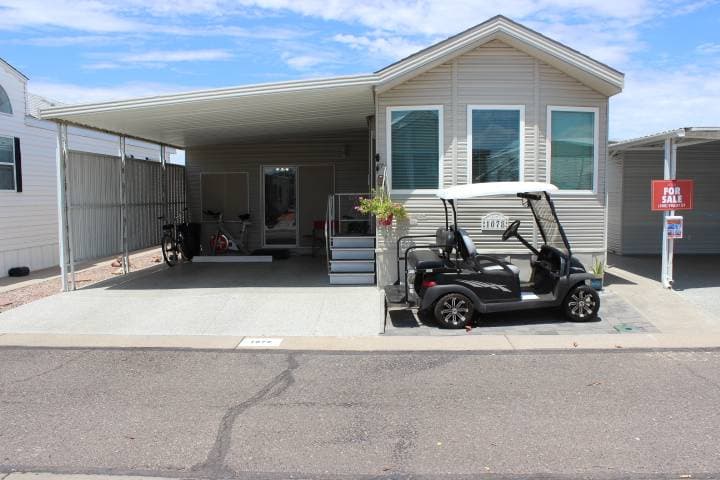 Manufactured home in Apache Junction, AZ 85120