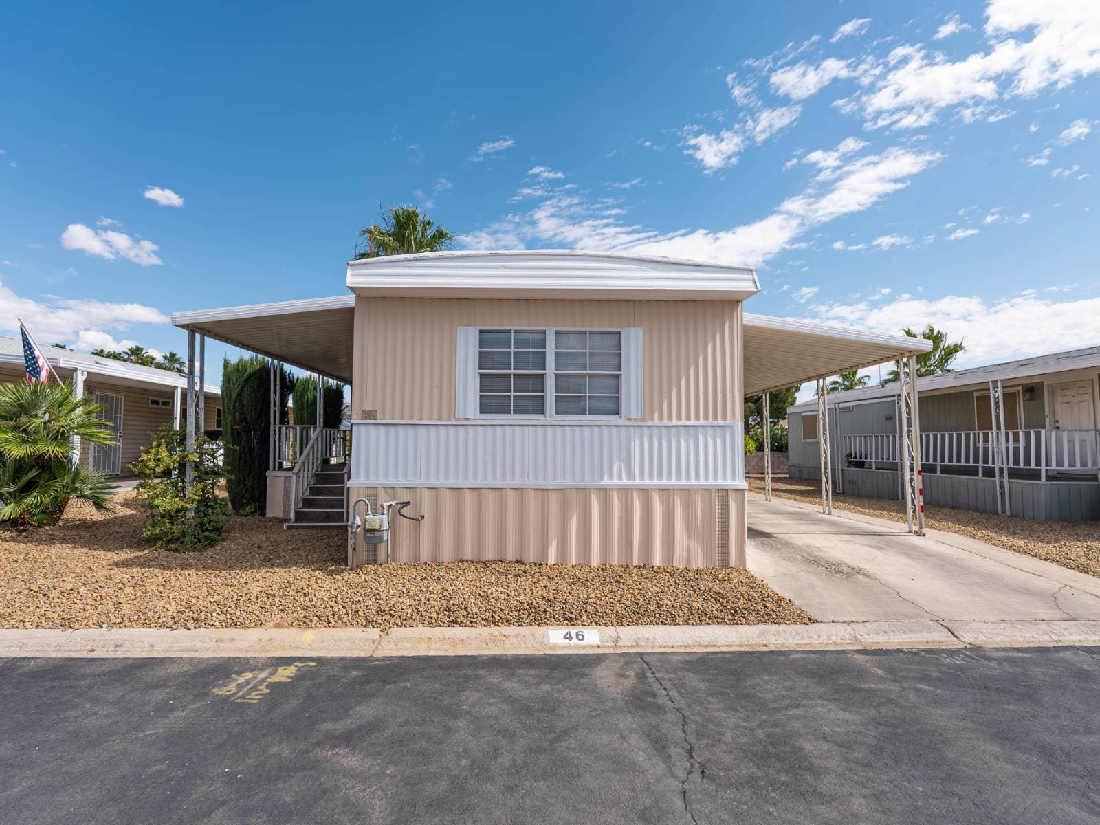 Manufactured home in Las Vegas, NV 89102