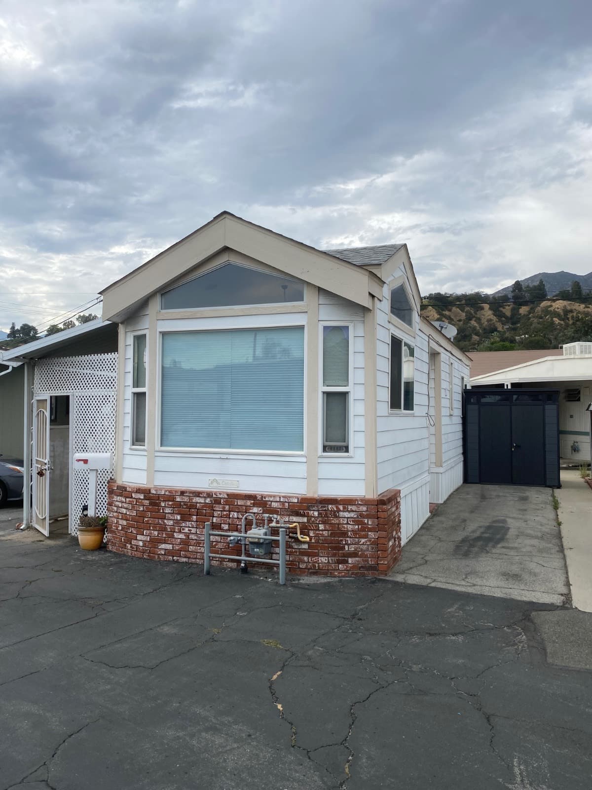 Manufactured home in Duarte, CA 91010