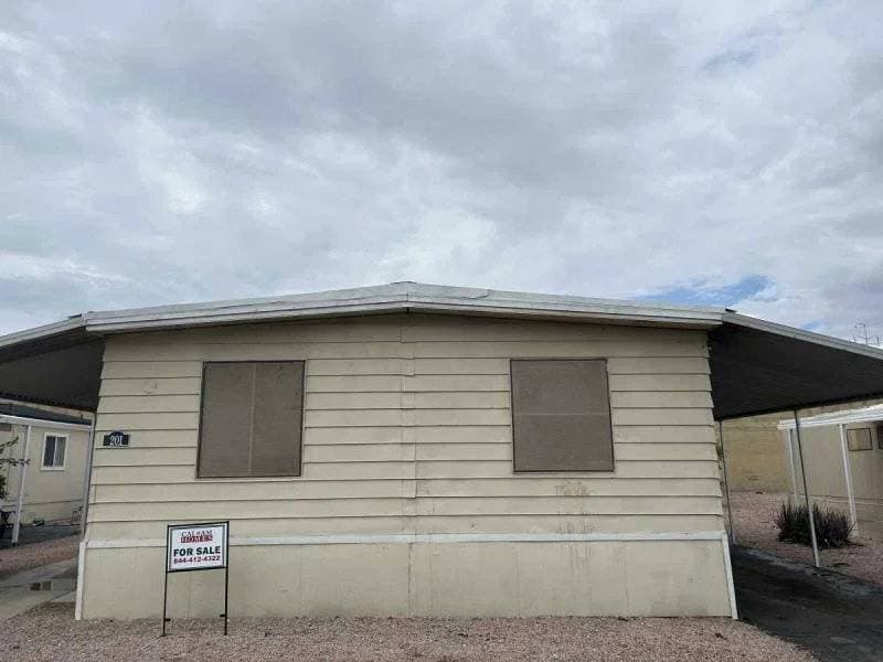 Manufactured home in Tempe, AZ 85283