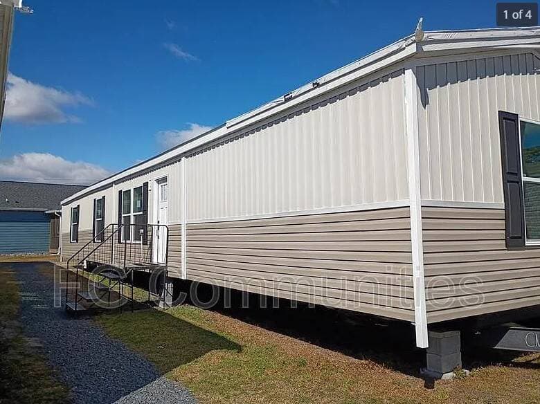 Manufactured home in Jacksonville, NC 28546