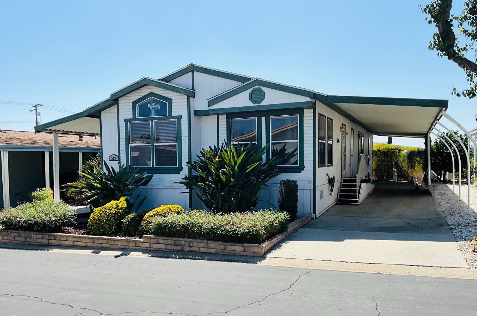 Manufactured home in Lake Forest, CA 92630