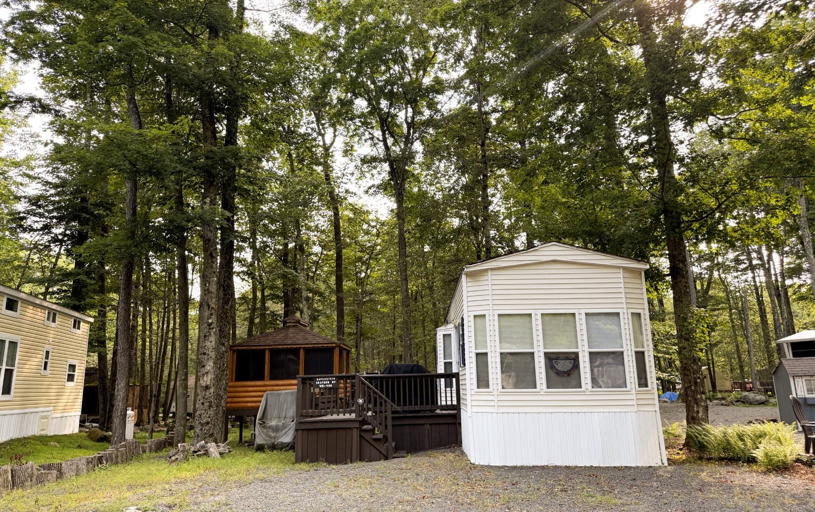 Manufactured home in Gouldsboro, PA 18424