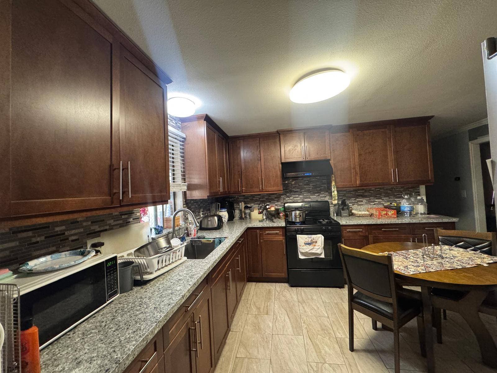 Manufactured home in Highland, CA 92346