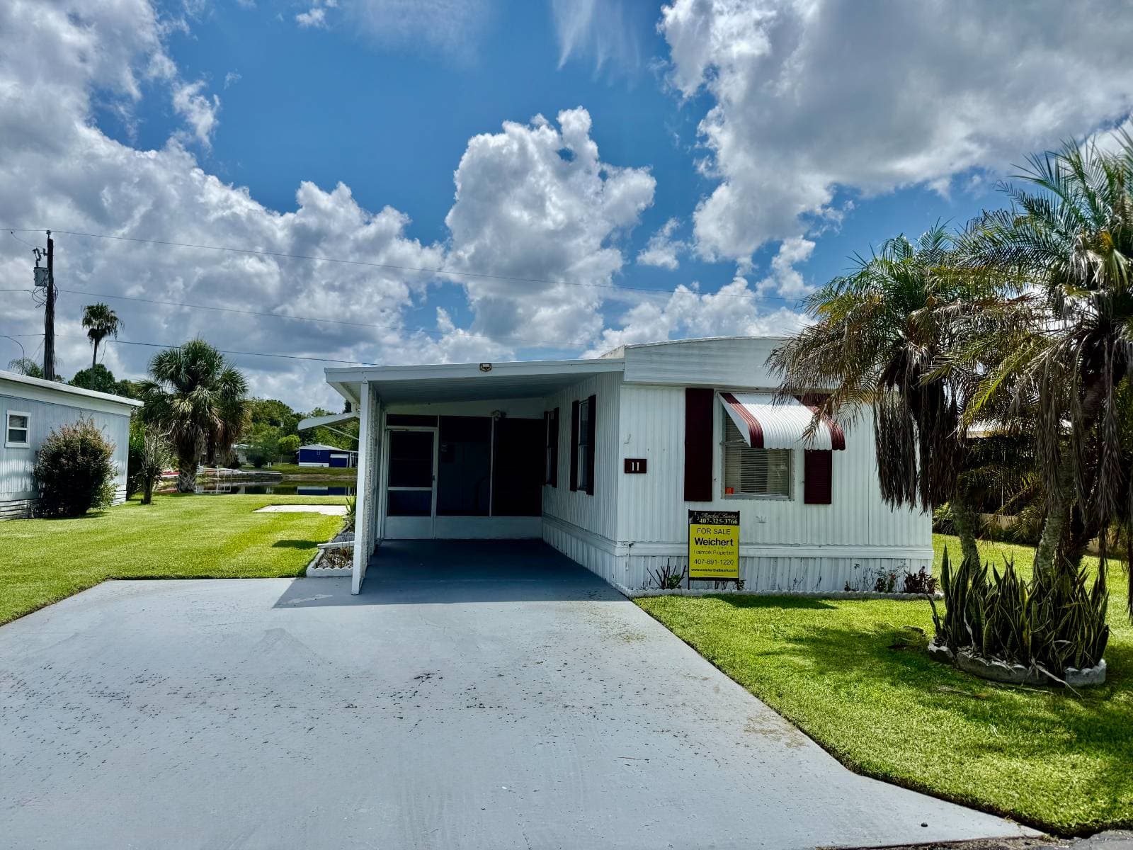 Manufactured home in Saint Cloud, FL 34771