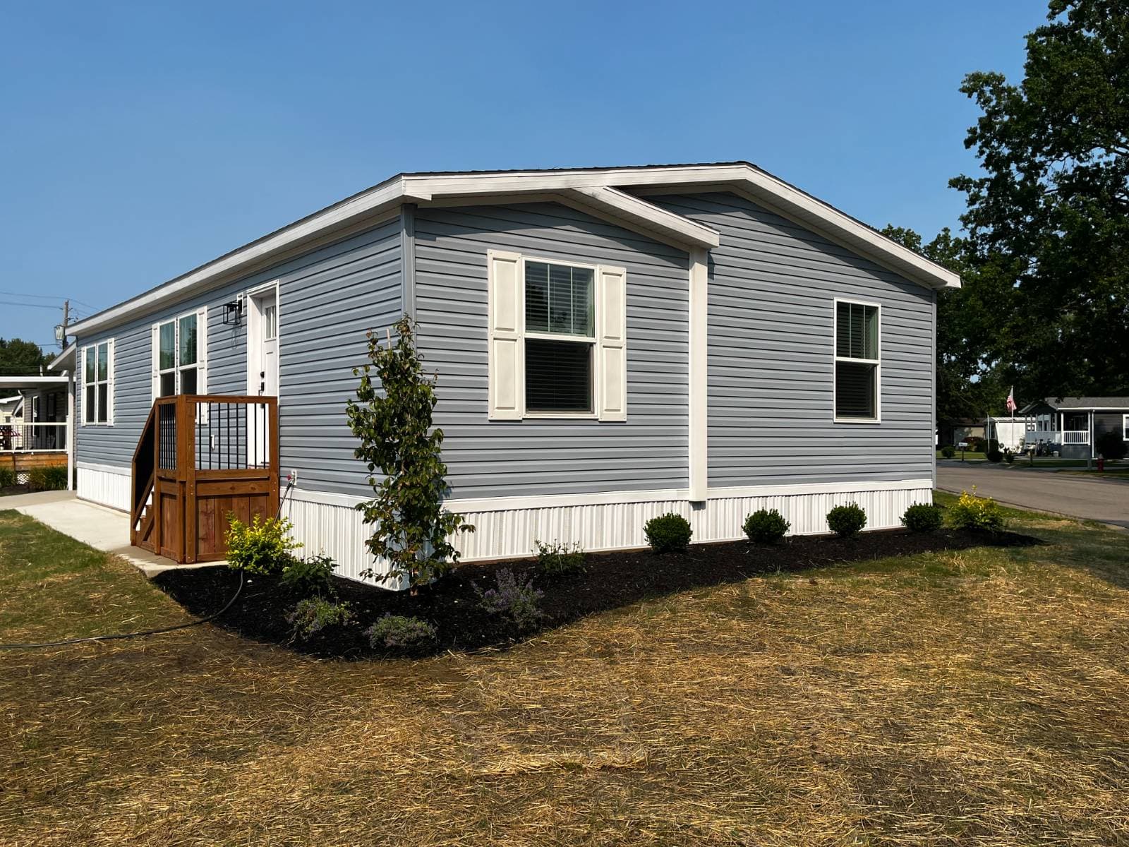 Manufactured home in Olmsted Township, OH 44138