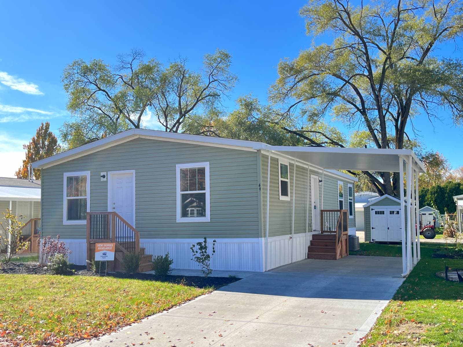 Manufactured home in Olmsted Township, OH 44138