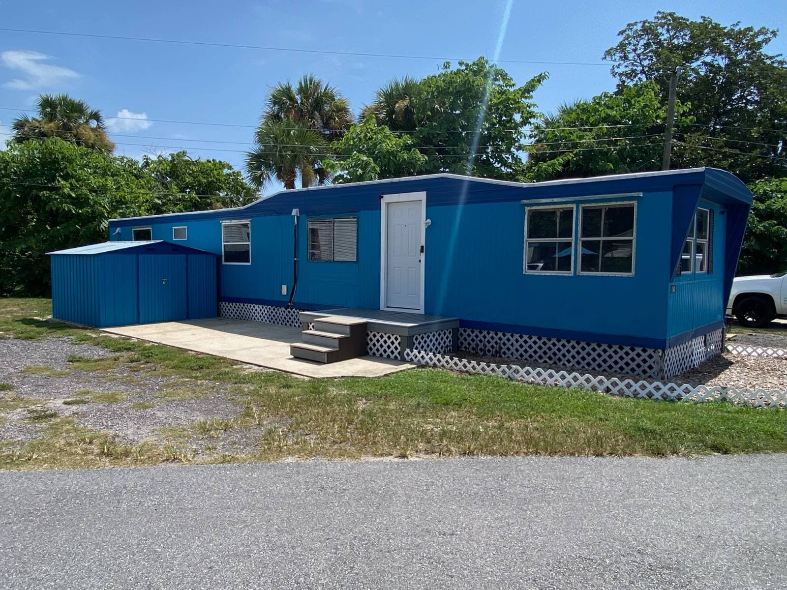 Manufactured home in Ormond Beach, FL 32174