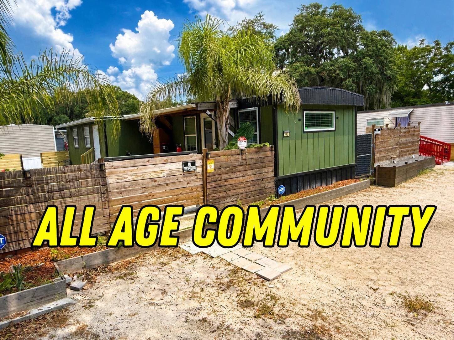 Manufactured home in Orlando, FL 32833