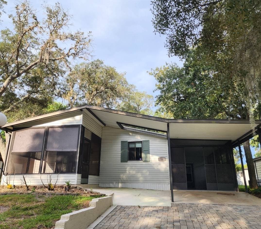 Manufactured home in Ormond Beach, FL 32174