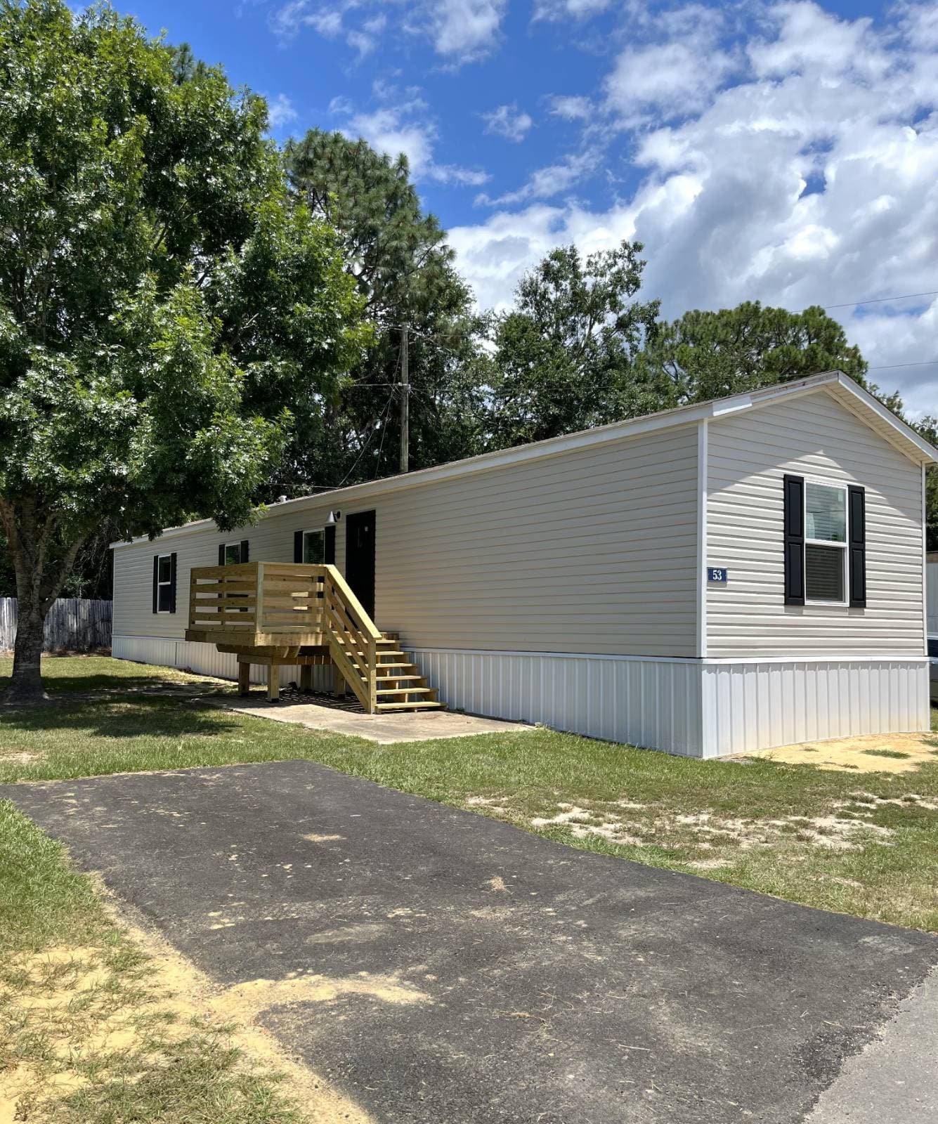 Manufactured home in Gulfport, MS 39503