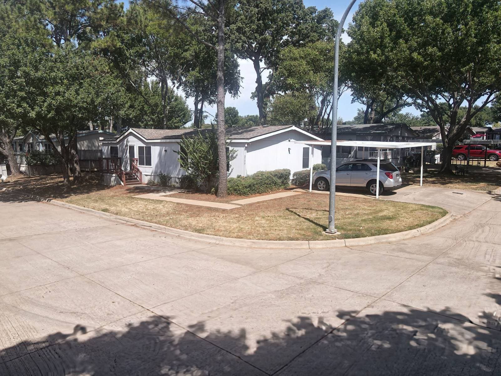 Manufactured home in Euless, TX 76040