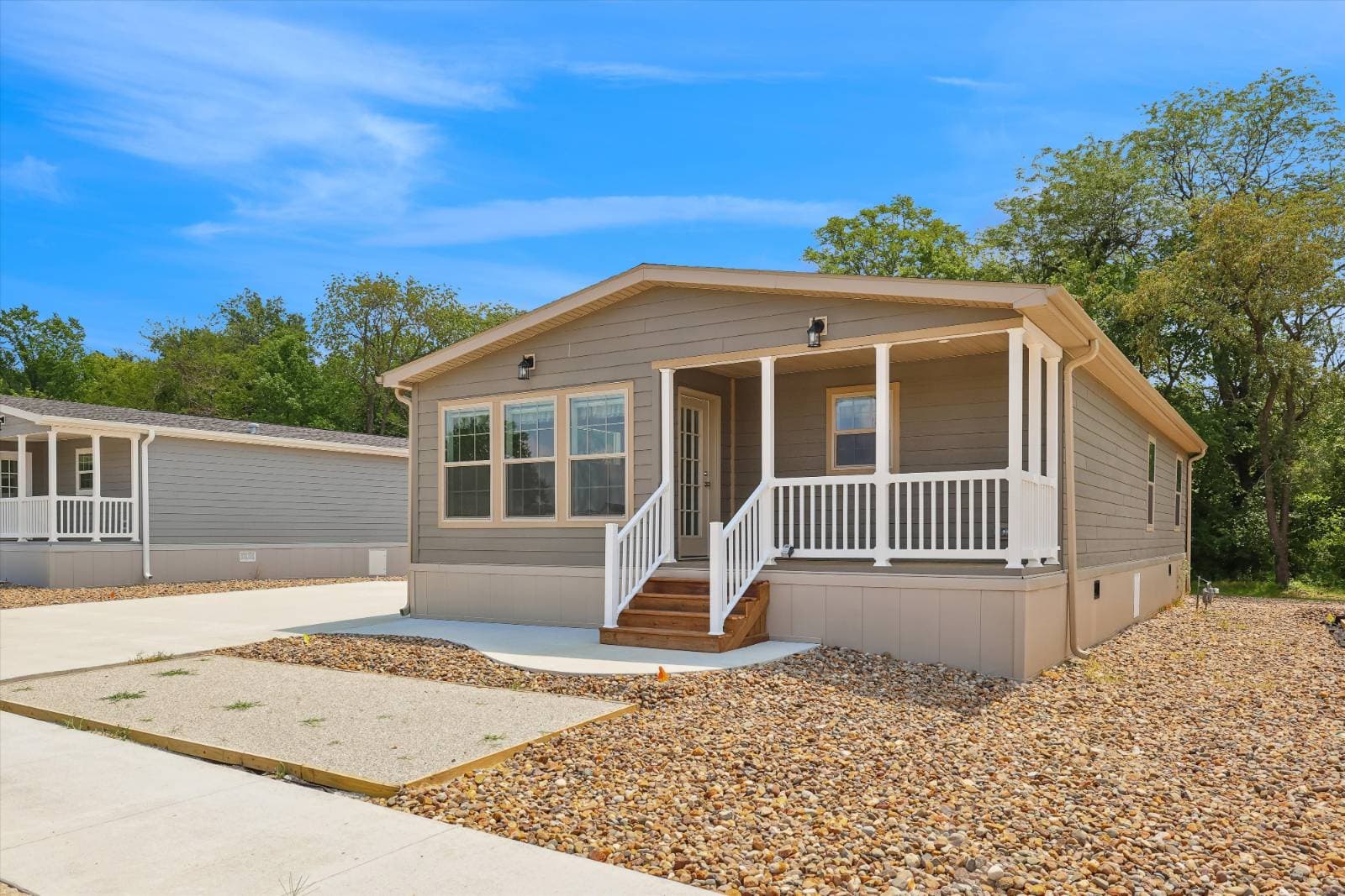 Manufactured home in Ankeny, IA 50021