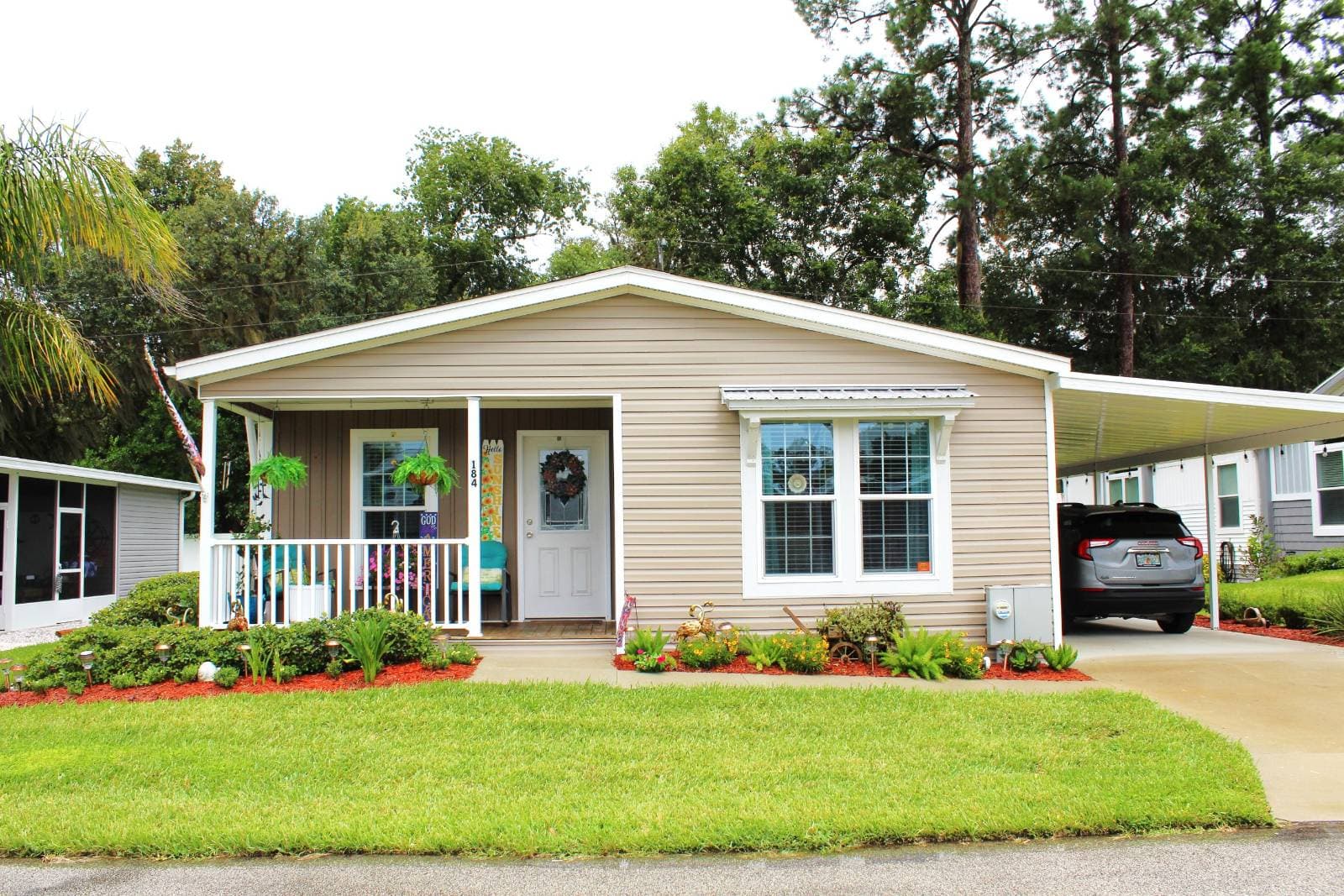 Manufactured home in Satsuma, FL 32189