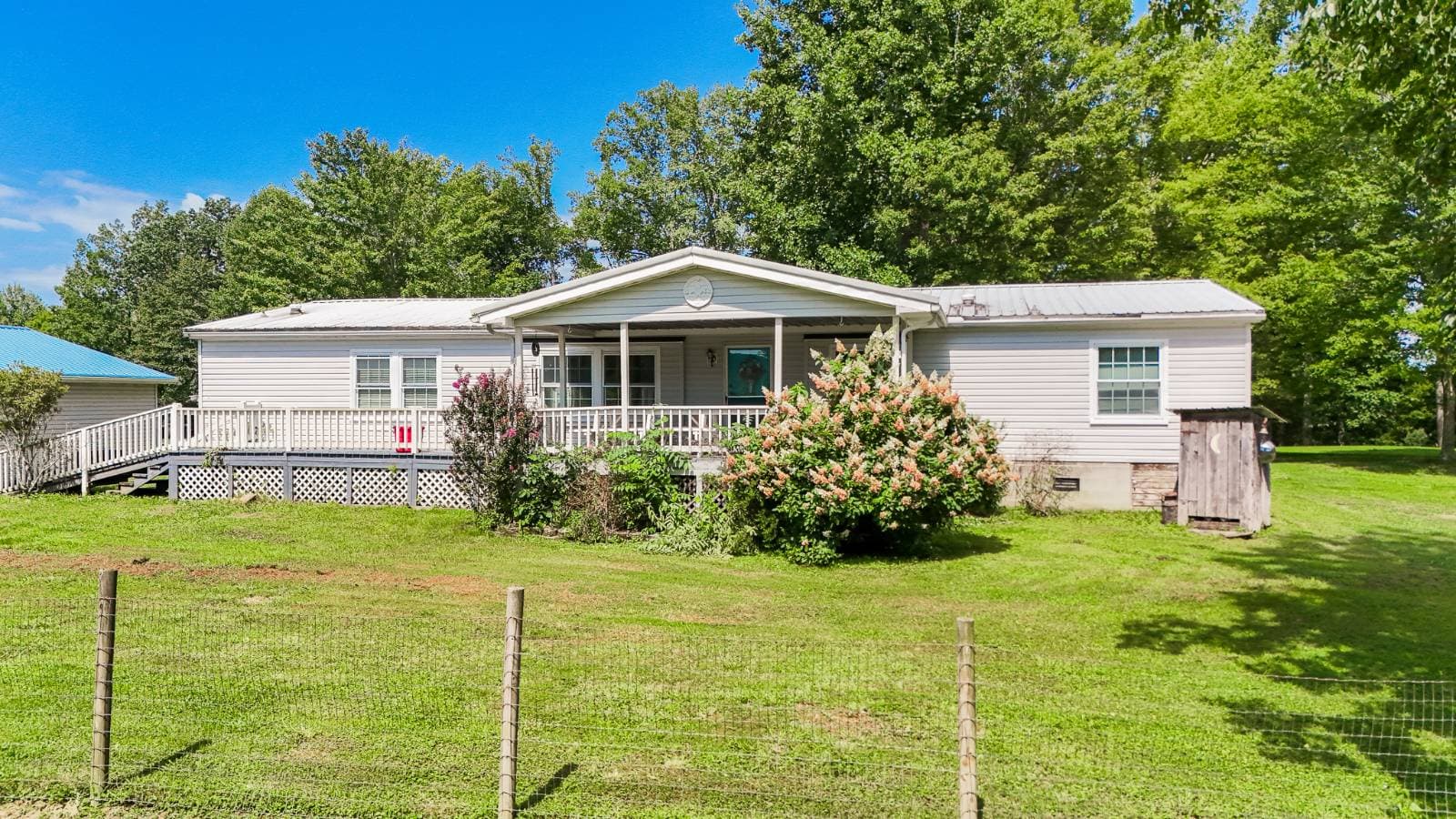Manufactured home in Napier, WV 26631
