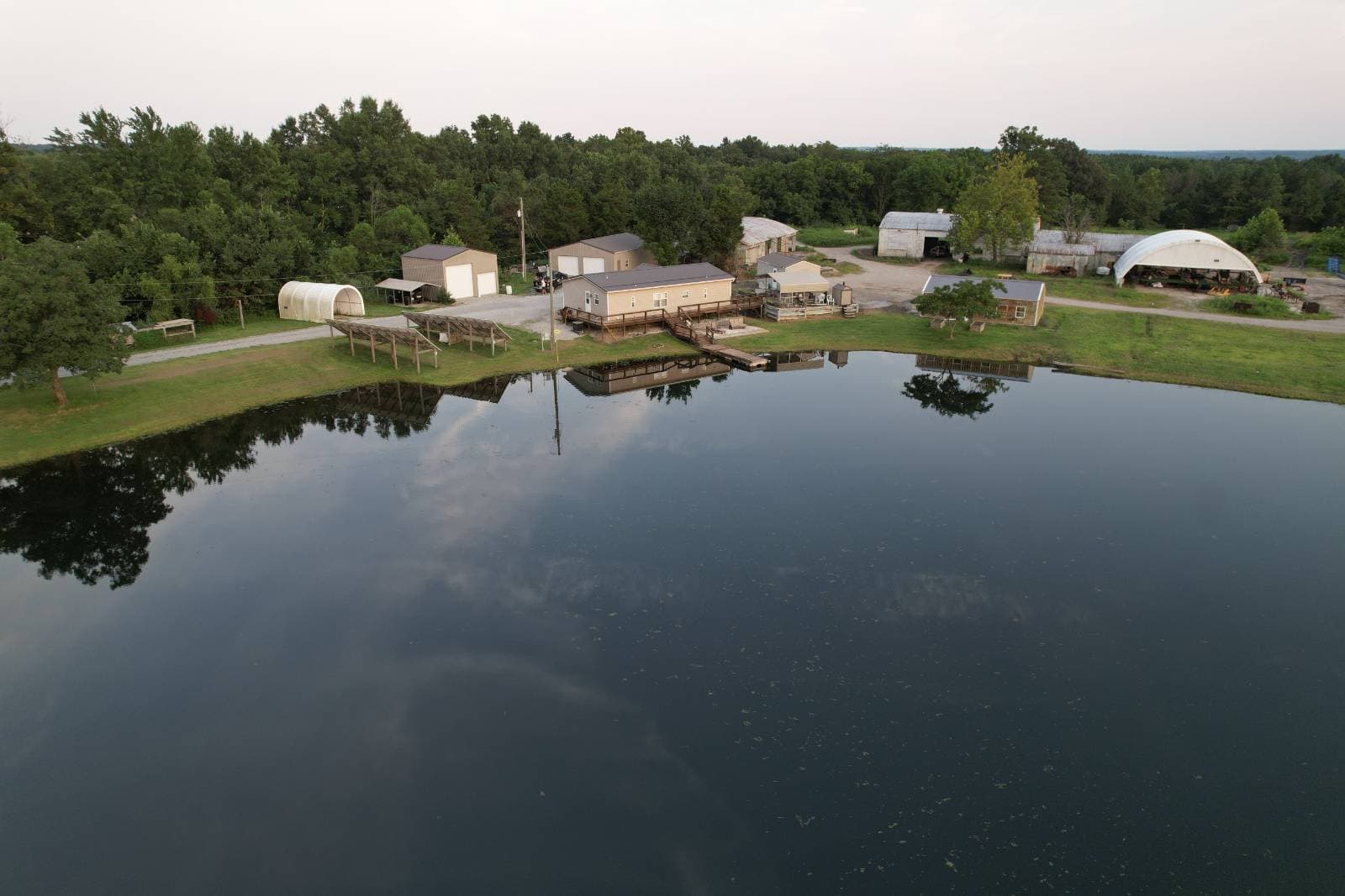 Manufactured home in Stonefort, IL 62959