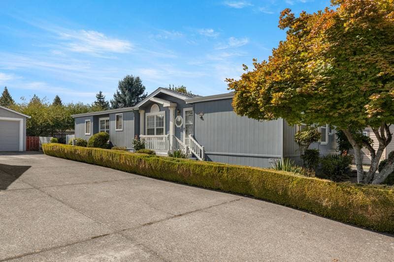 Manufactured home in OREGON CITY, OR 97045