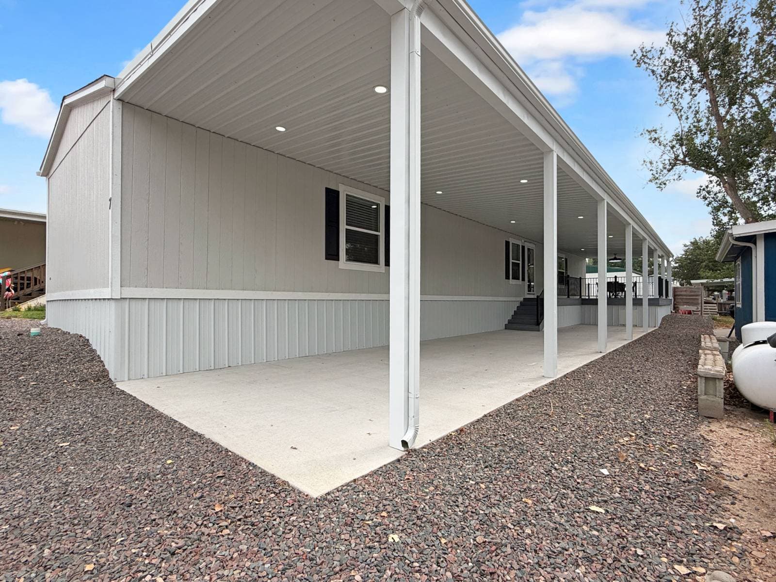 Manufactured home in Lemoyne, NE 69146