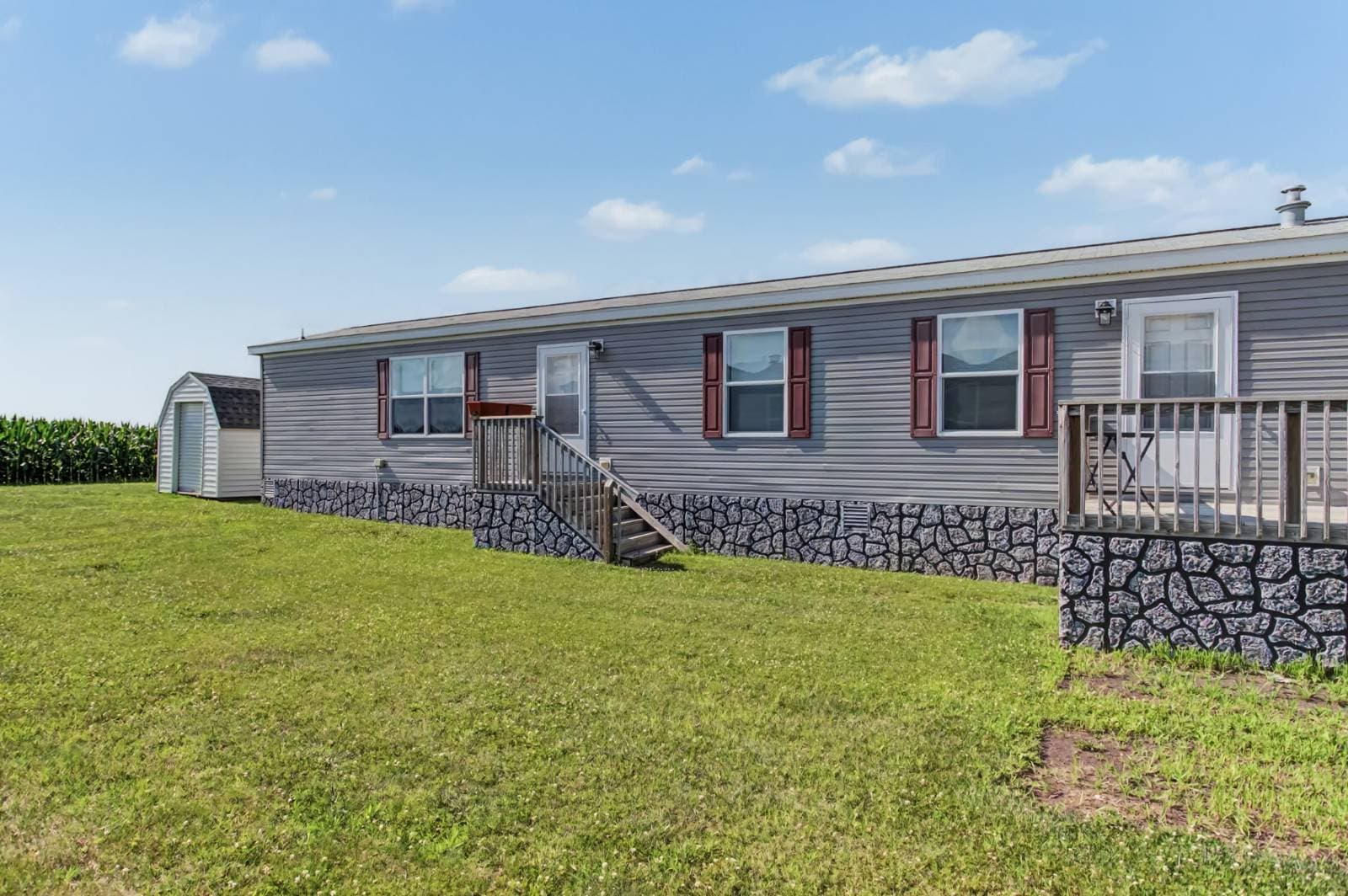 Manufactured home in Nevada, IA 50201