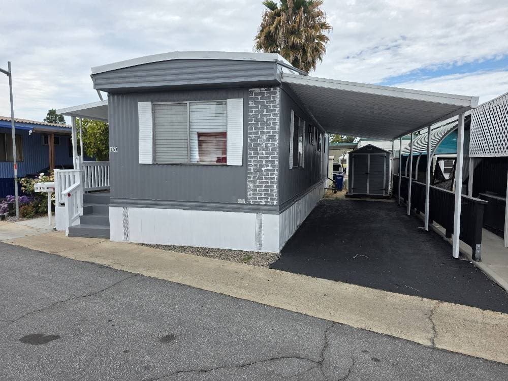 Manufactured home in El Cajon, CA 92021