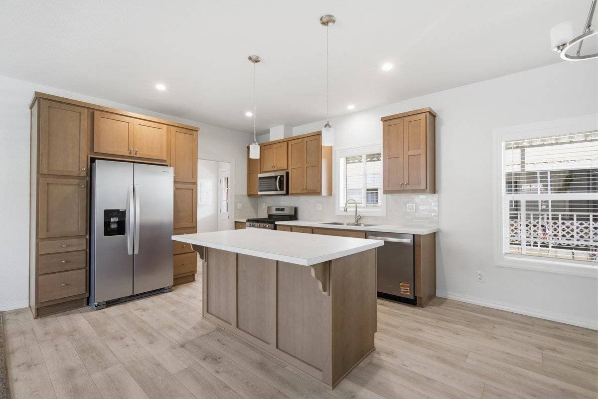 Kitchen with Island