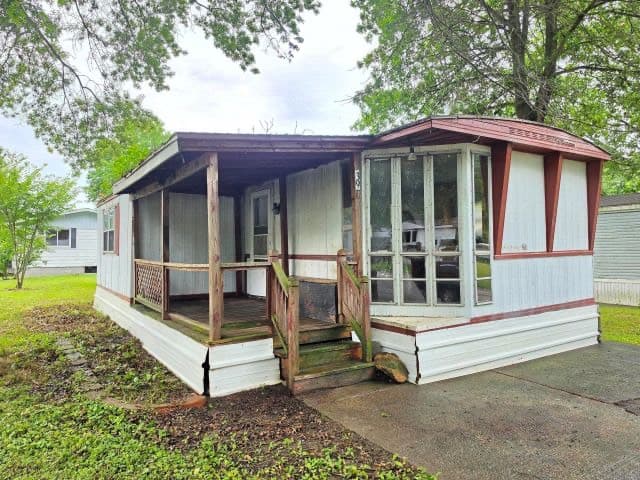 Manufactured home in Wakeman, OH 44889