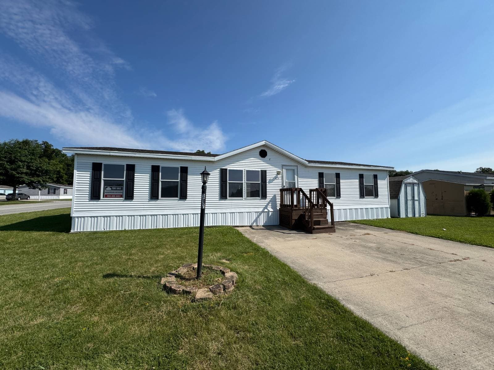 Manufactured home in Fort Wayne, IN 46818