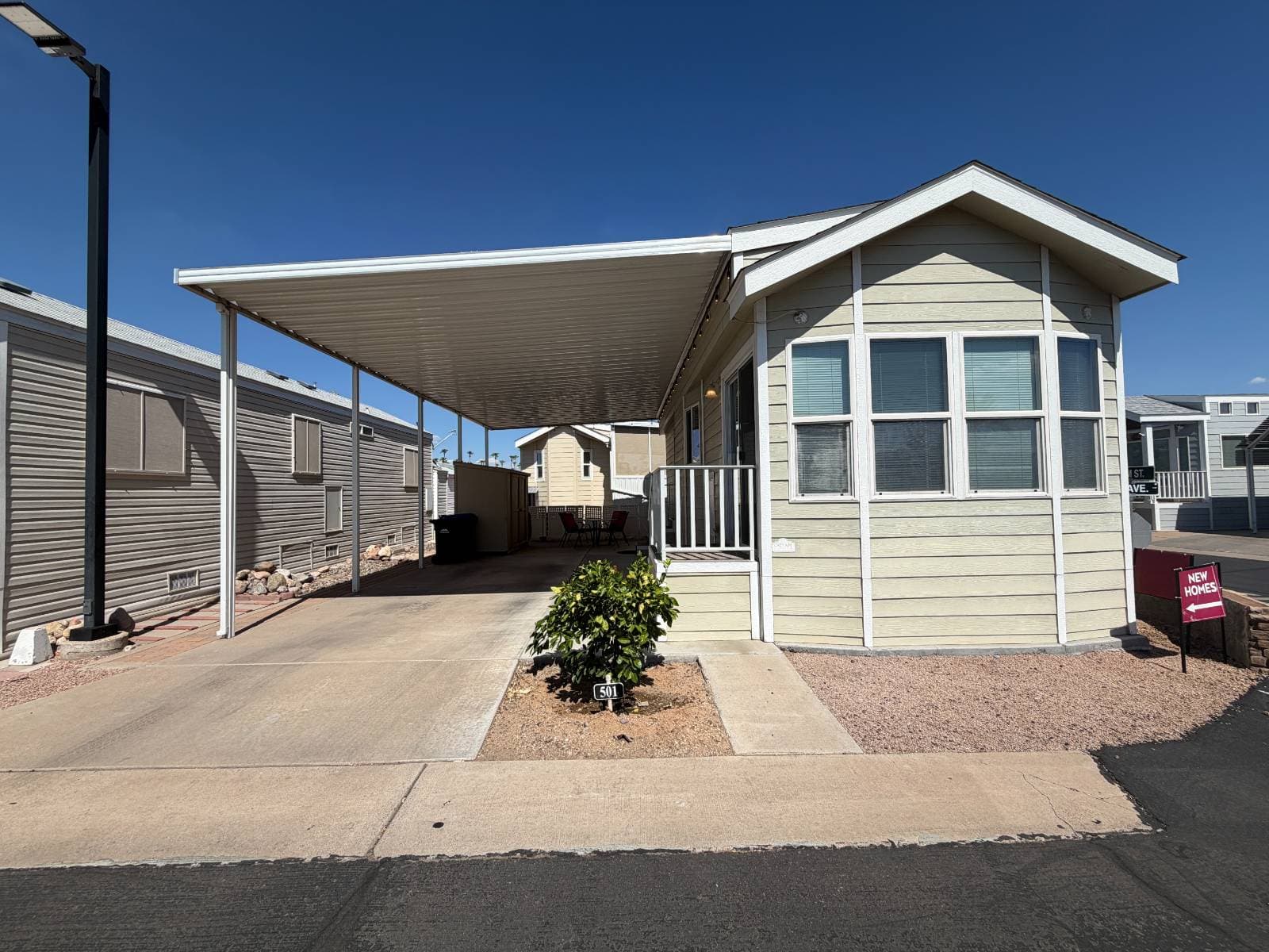 Manufactured home in Mesa, AZ 85205